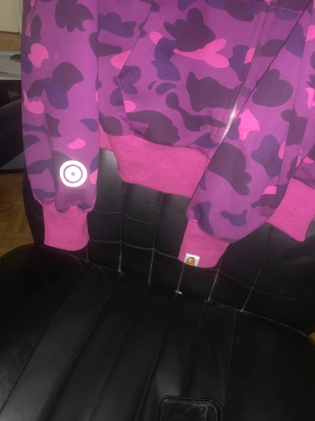 A Bathing Ape Purple Camo Hoodie - Size L image indicator(9)