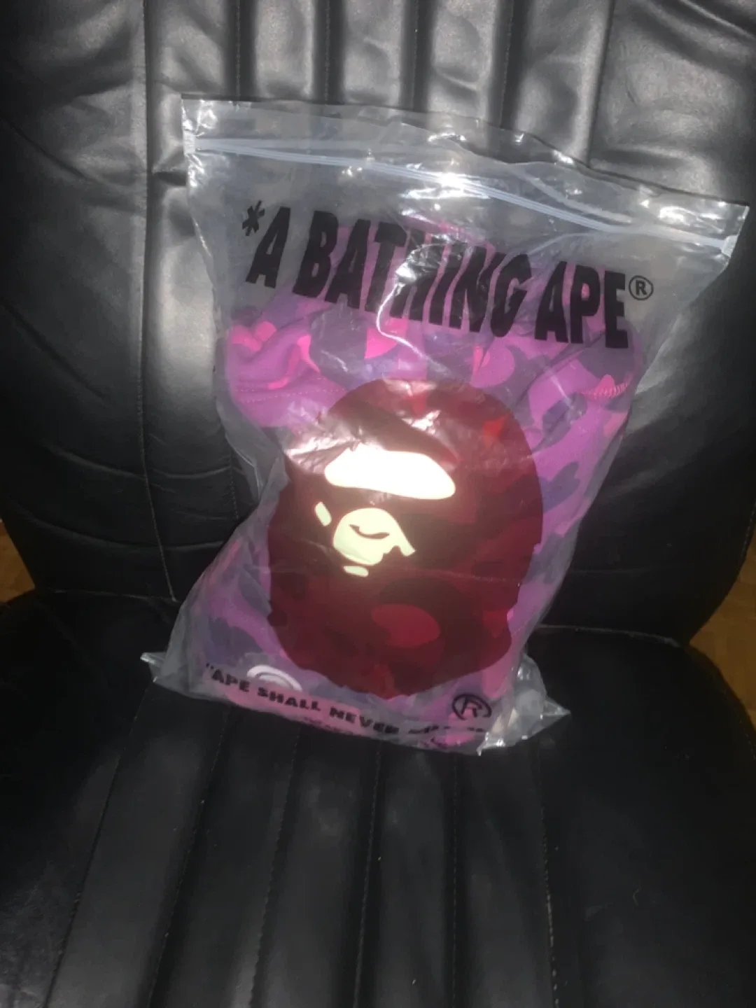 A Bathing Ape Purple Camo Hoodie - Size L image indicator(10)