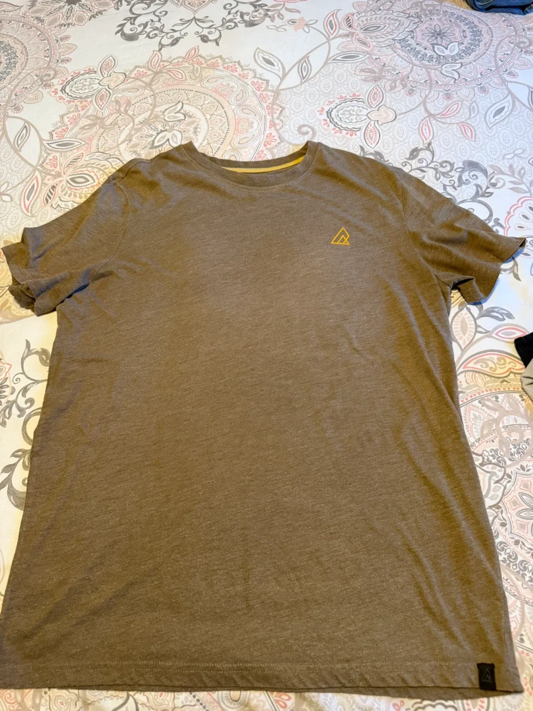 Men's Shirts & Polos bundle - Size large. $35 for all image indicator(10)