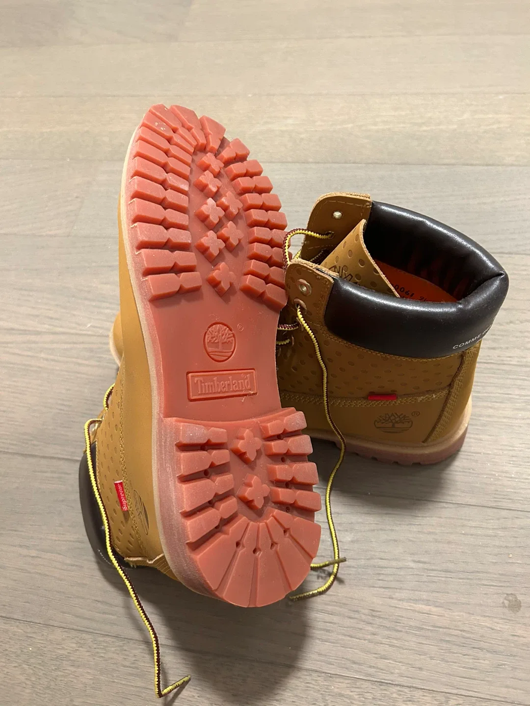 Timberland x Comme des Garcons Supreme Boots image indicator(2)