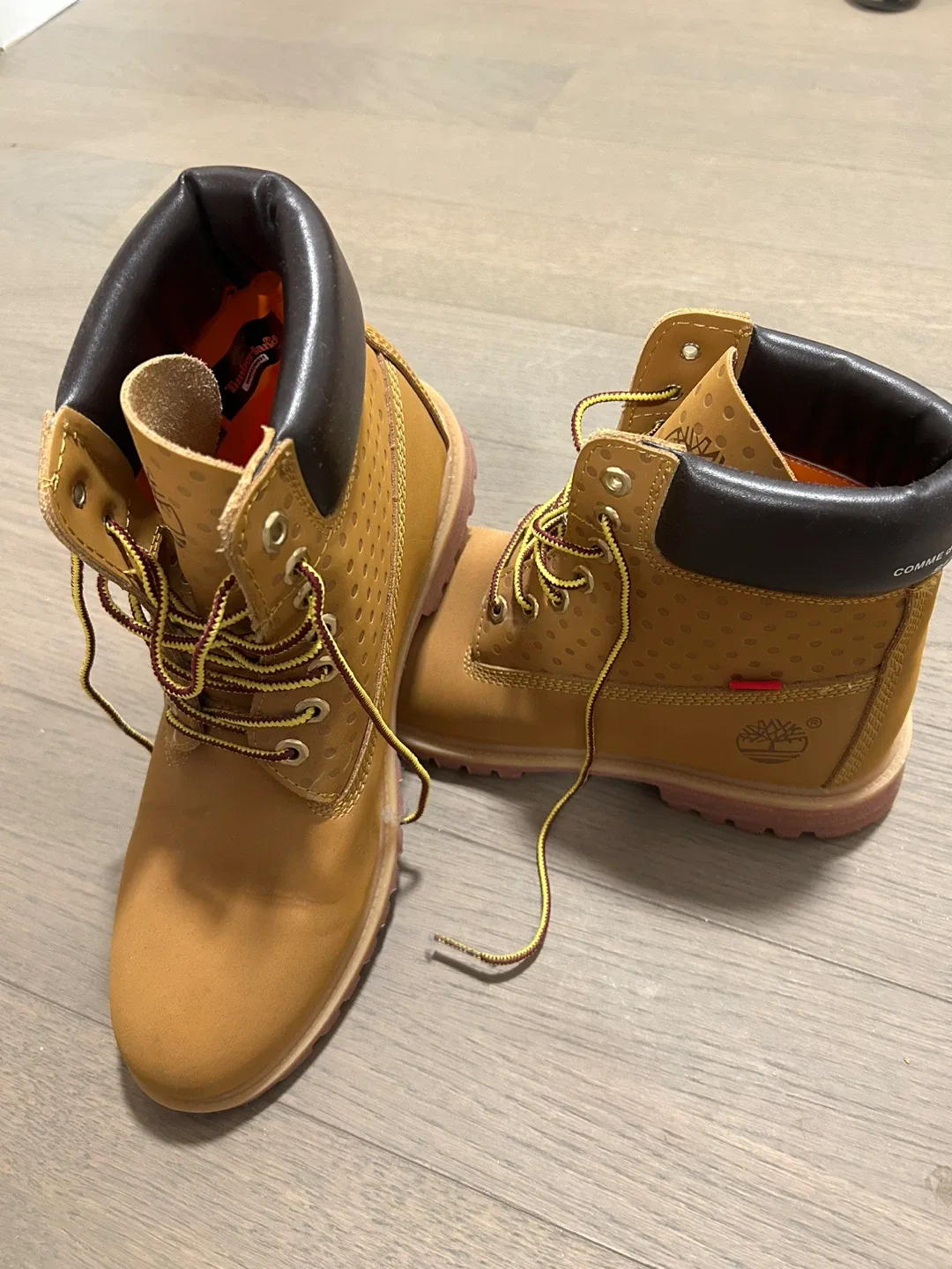 Timberland x Comme des Garcons Supreme Boots image indicator(5)