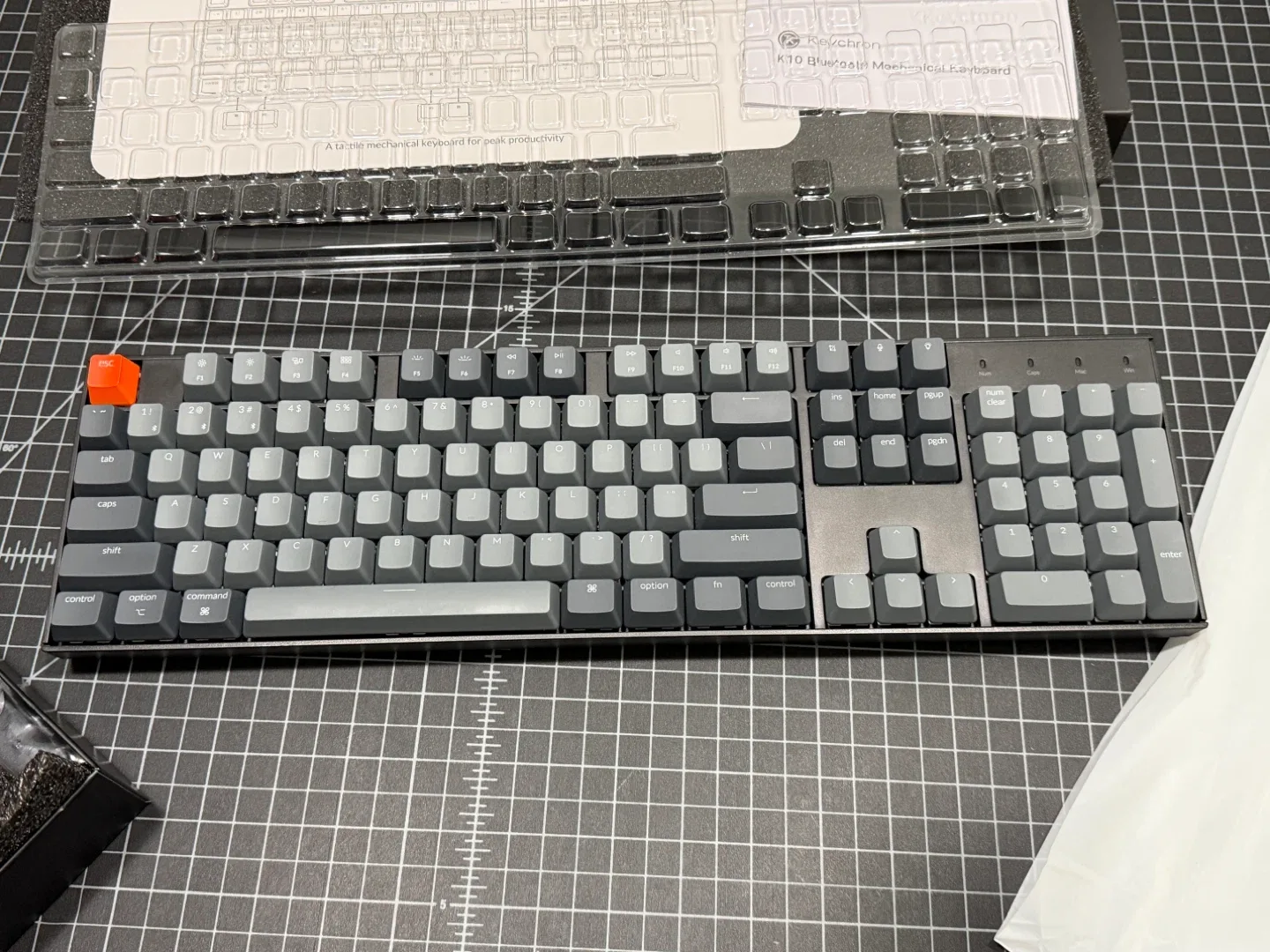 Keychron K10 Full Size Mechanical Wireless Keyboard K10-A3 image indicator(6)