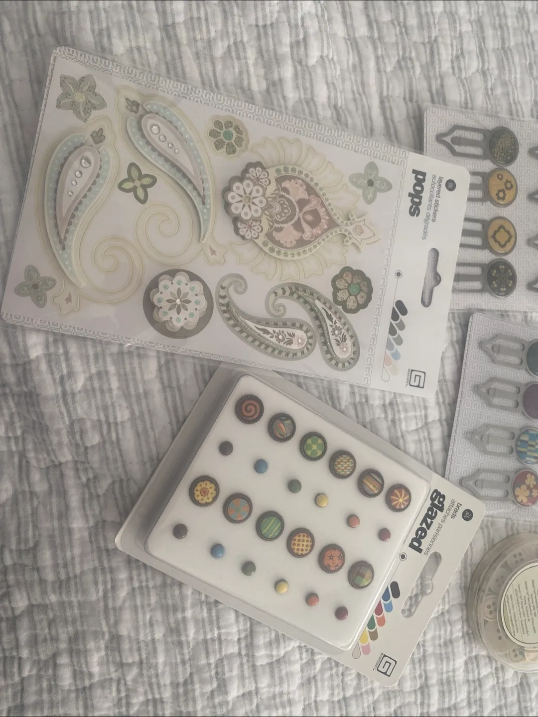 Card making and scrapbooking Embellishments & Stickers image indicator(2)