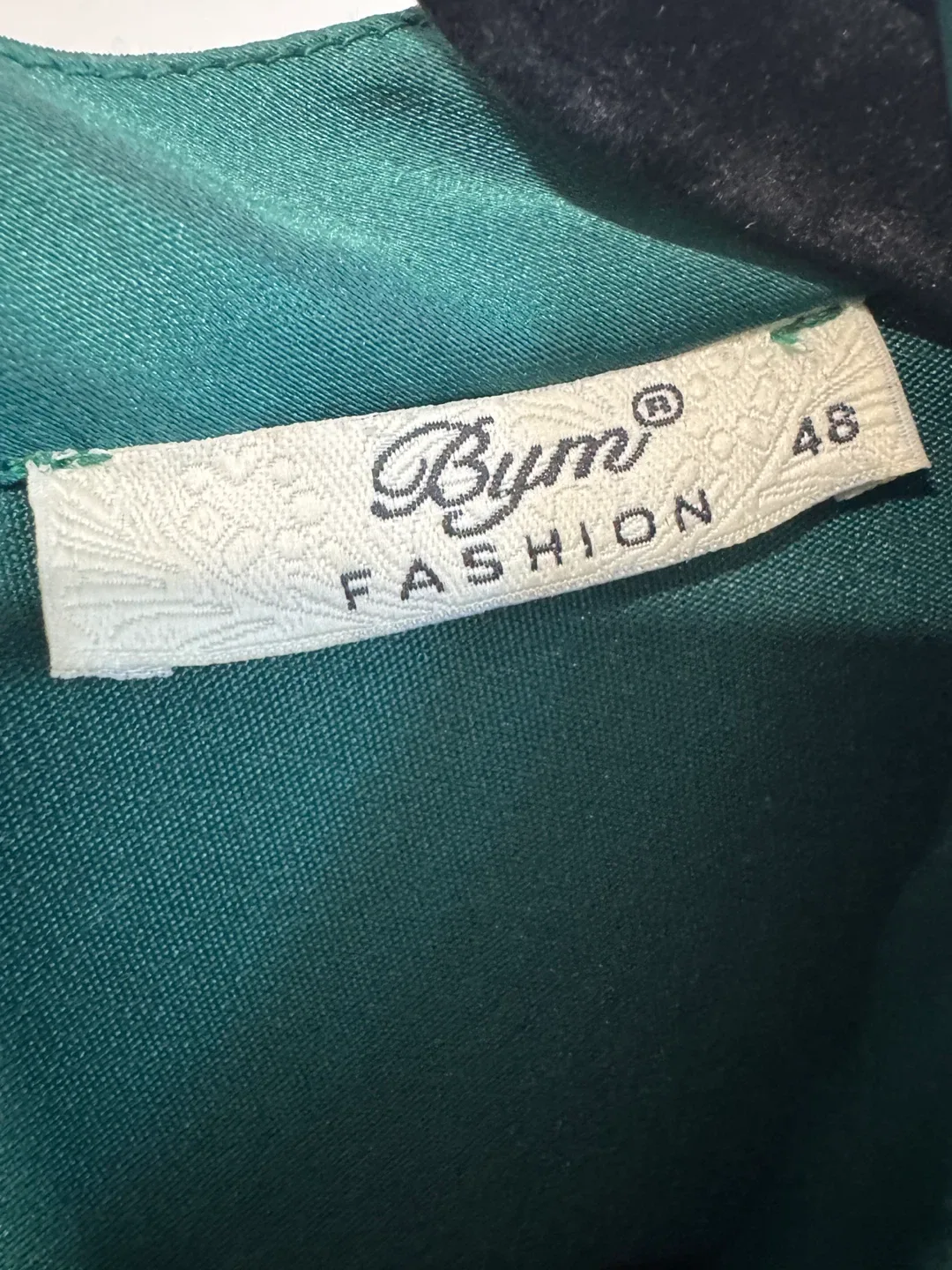 Green Dress - Size 48 image indicator(2)