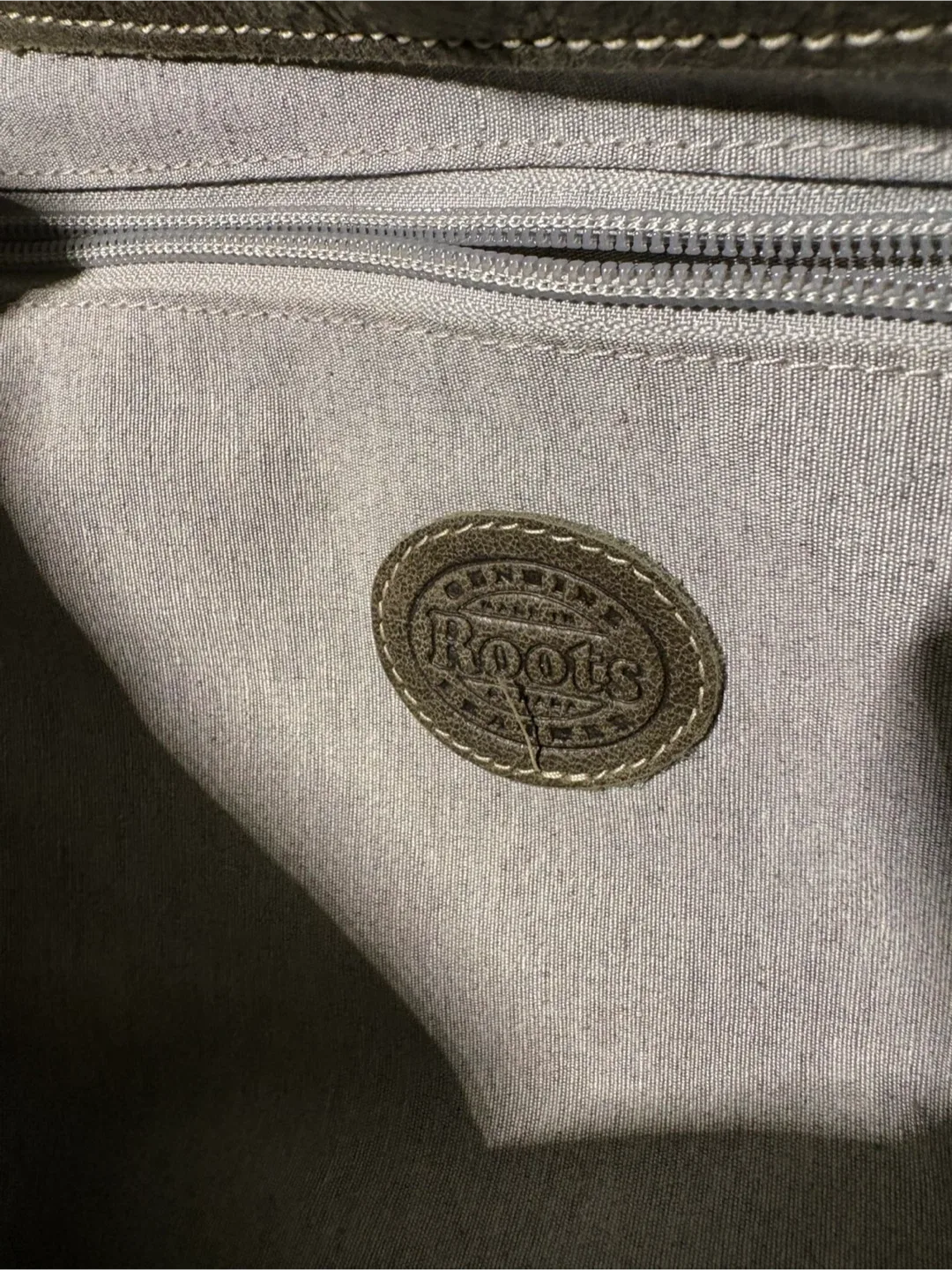 Roots Genuine Leather Hobo Bag - Olive Green image indicator(6)