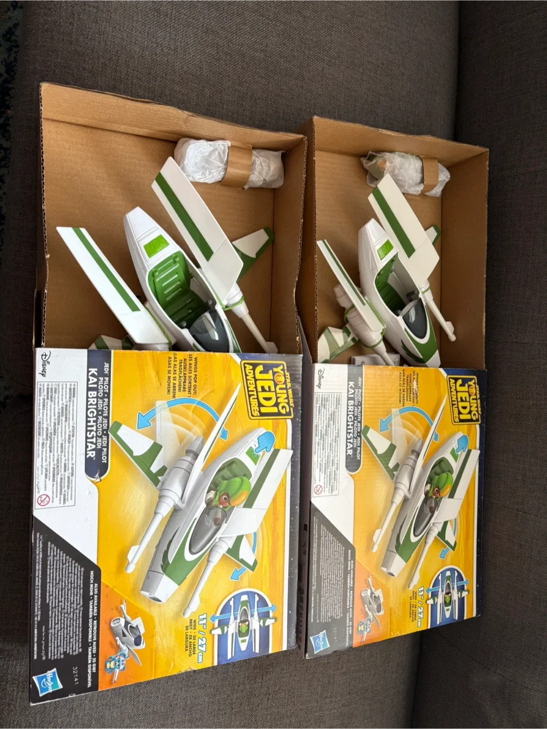 Lst pc Brand new Star Wars: Young Jedi Adventures Jedi Pilot image indicator(3)