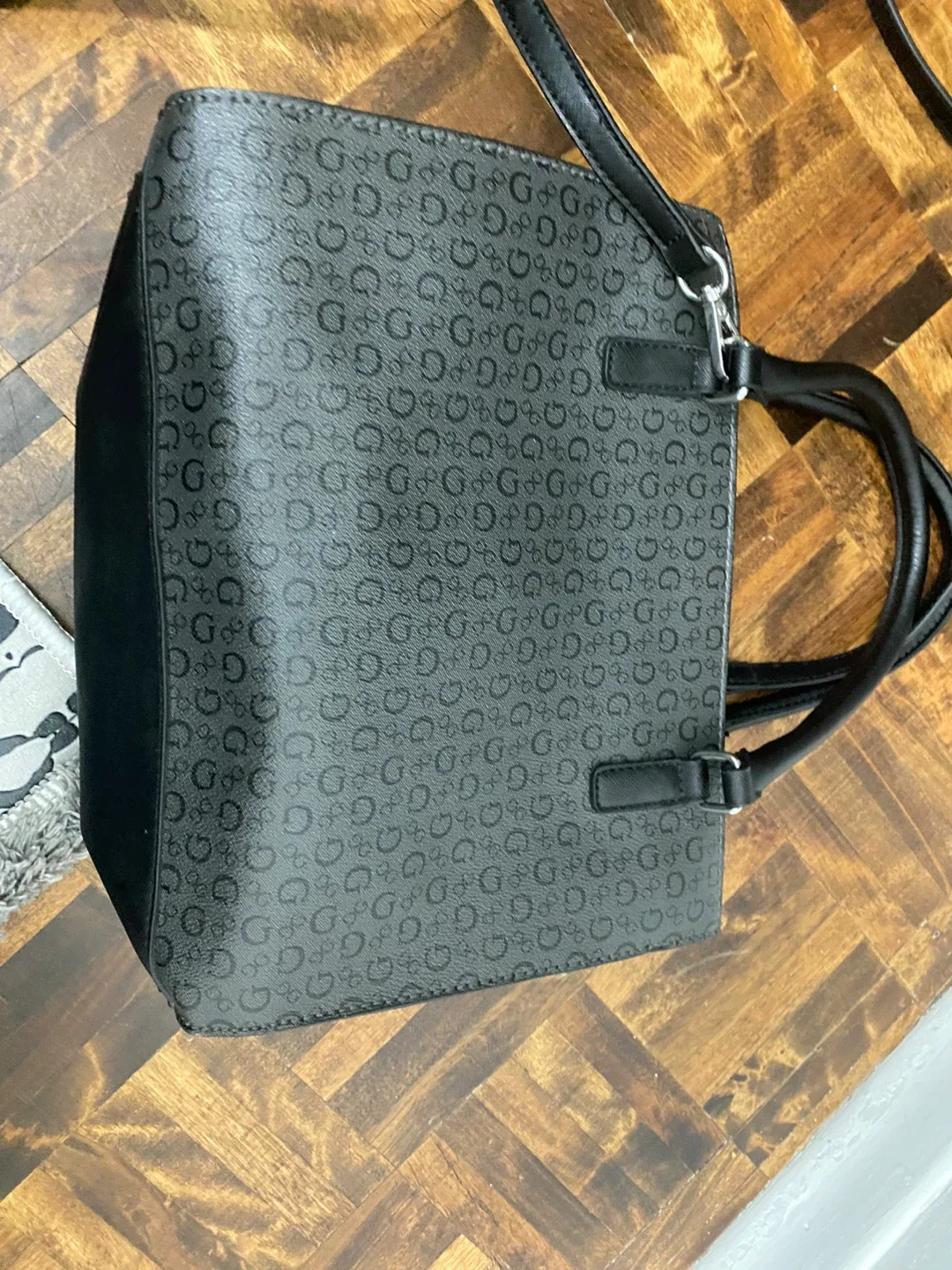 Guess Satchel Bag image indicator(5)