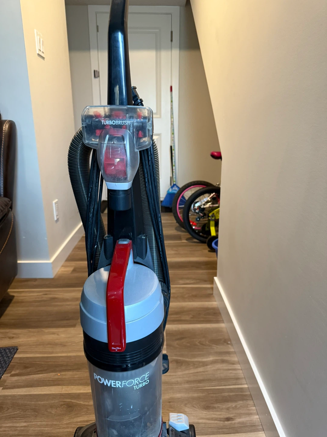 Bissell PowerForce Turbo Vacuum - photo 2