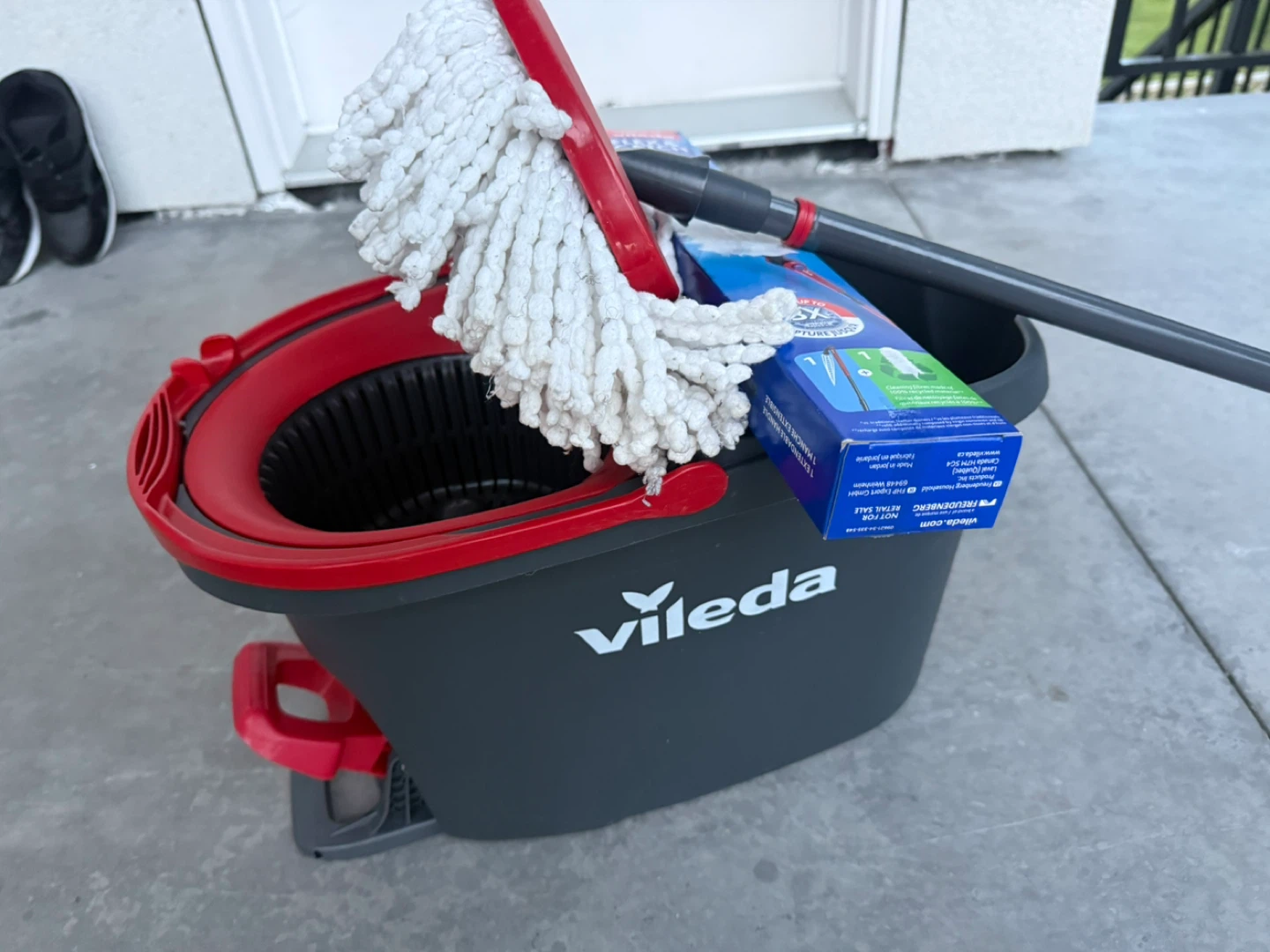 Vileda EasyWring Spin Mop and Bucket System