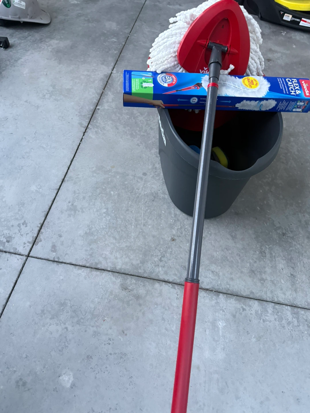 Vileda EasyWring Spin Mop and Bucket System - photo 5
