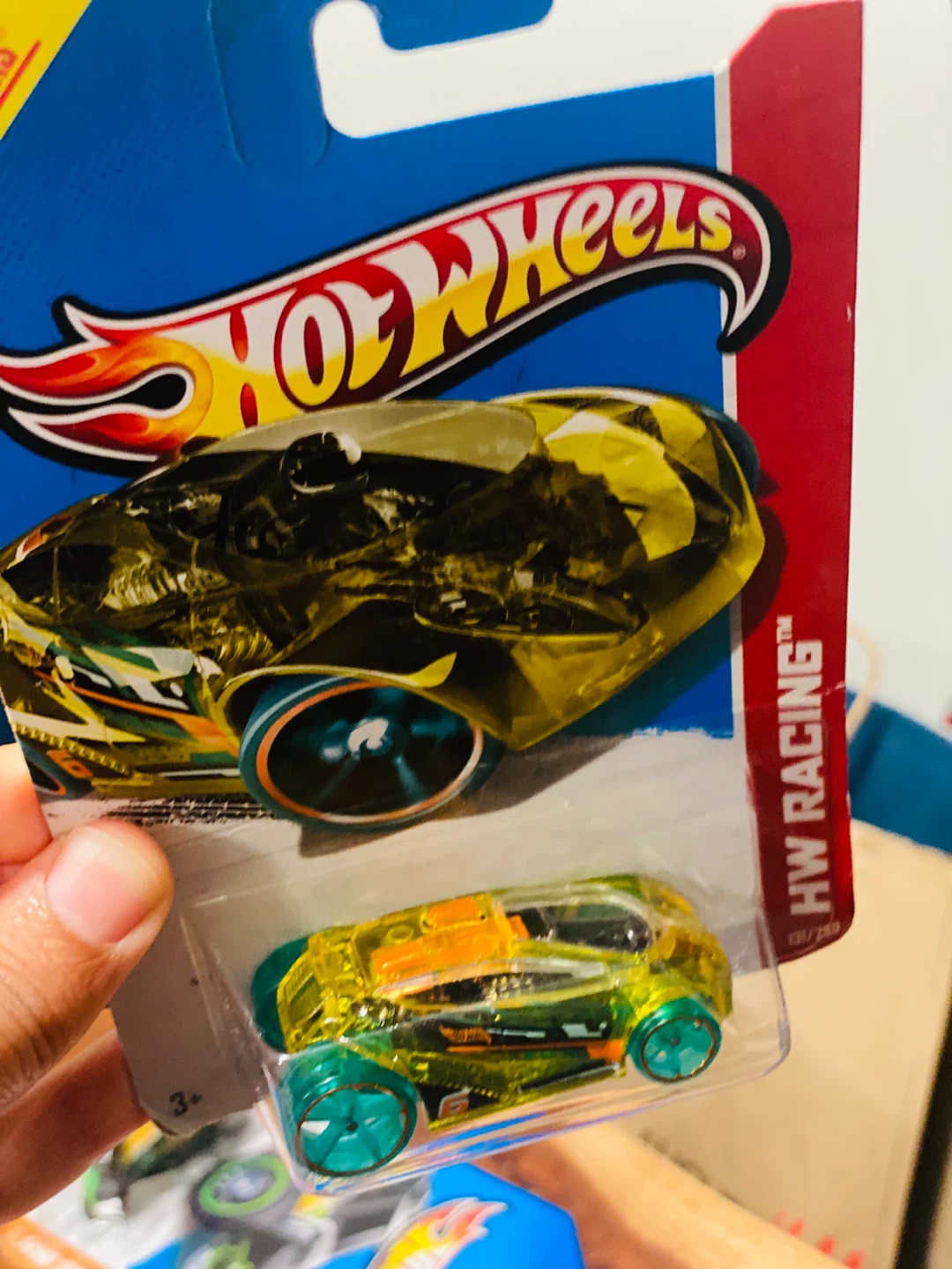 9 Hot Wheels Diecast Cars - New in Package! - photo 4