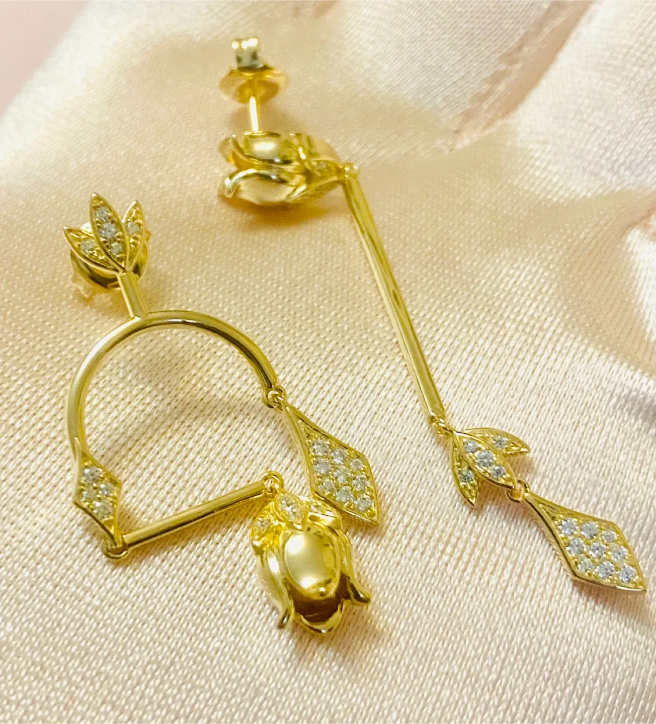 Gold Tone Tulip Dangle 925 Silver Earrings thumbnail
