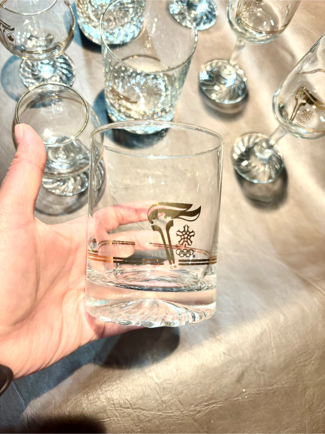 1988 Calgary Winter Olympics Various Size Glass Collection - photo 4
