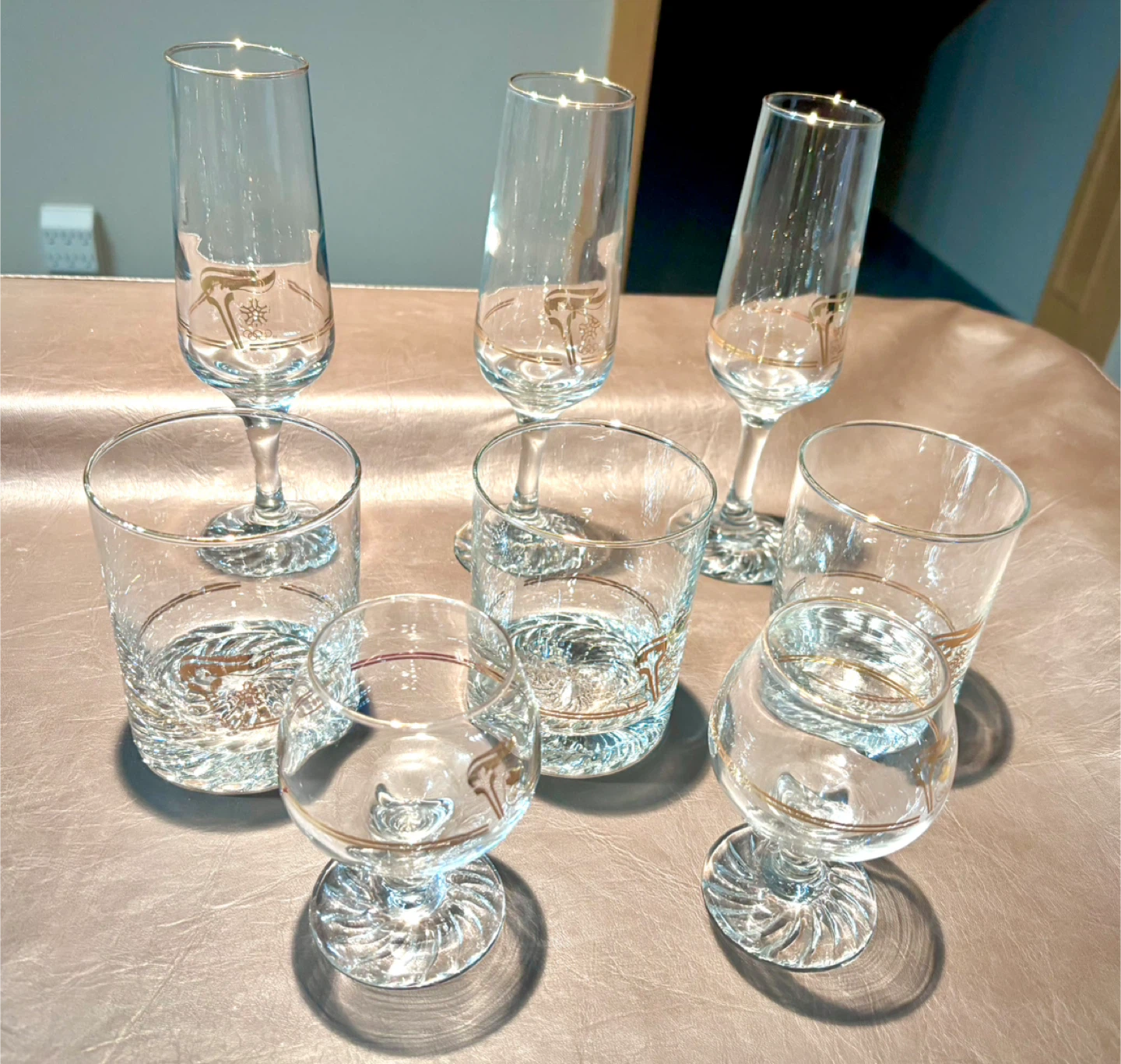 1988 Calgary Winter Olympics Various Size Glass Collection - photo 5