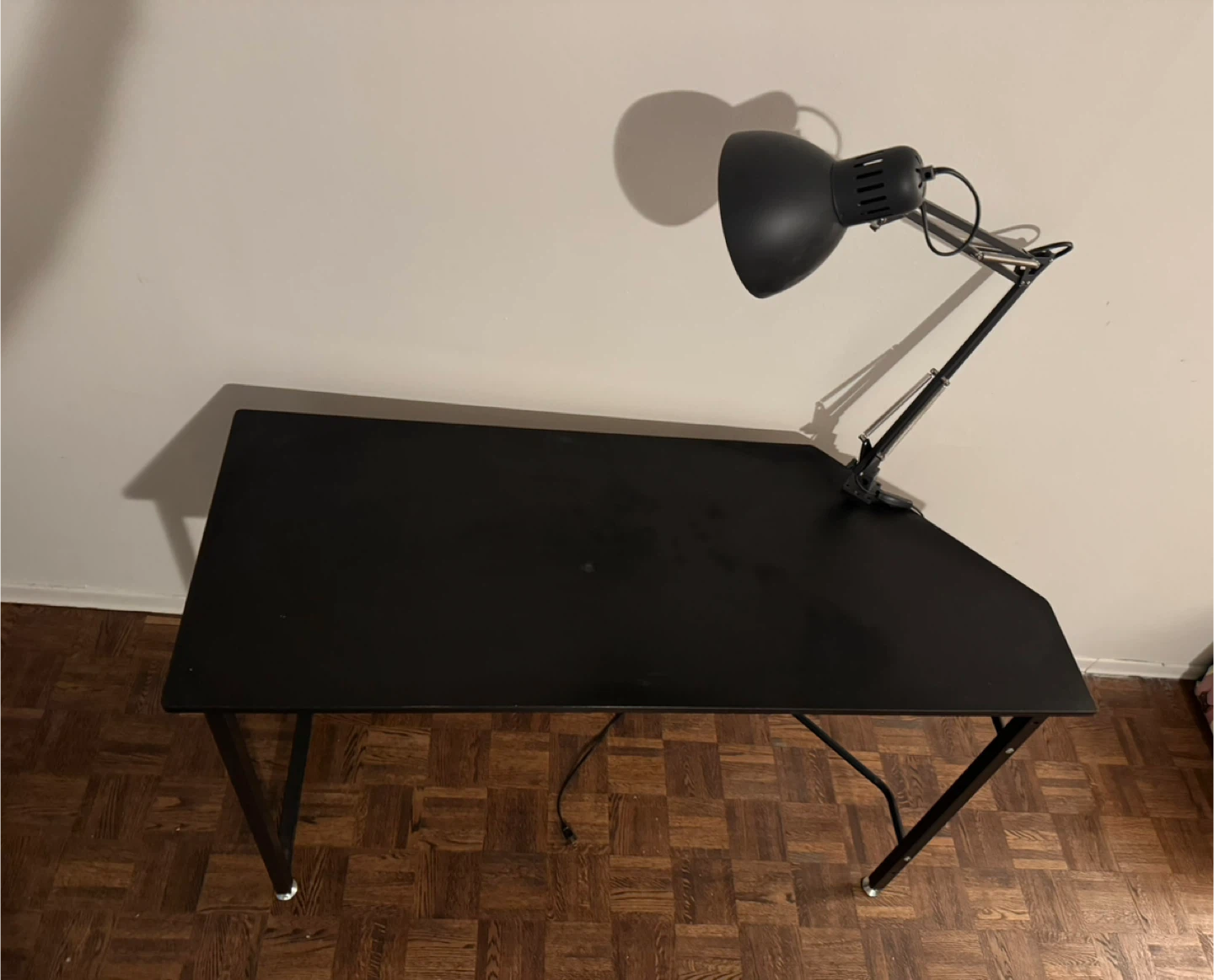 Black Desk no Lamp - photo 3