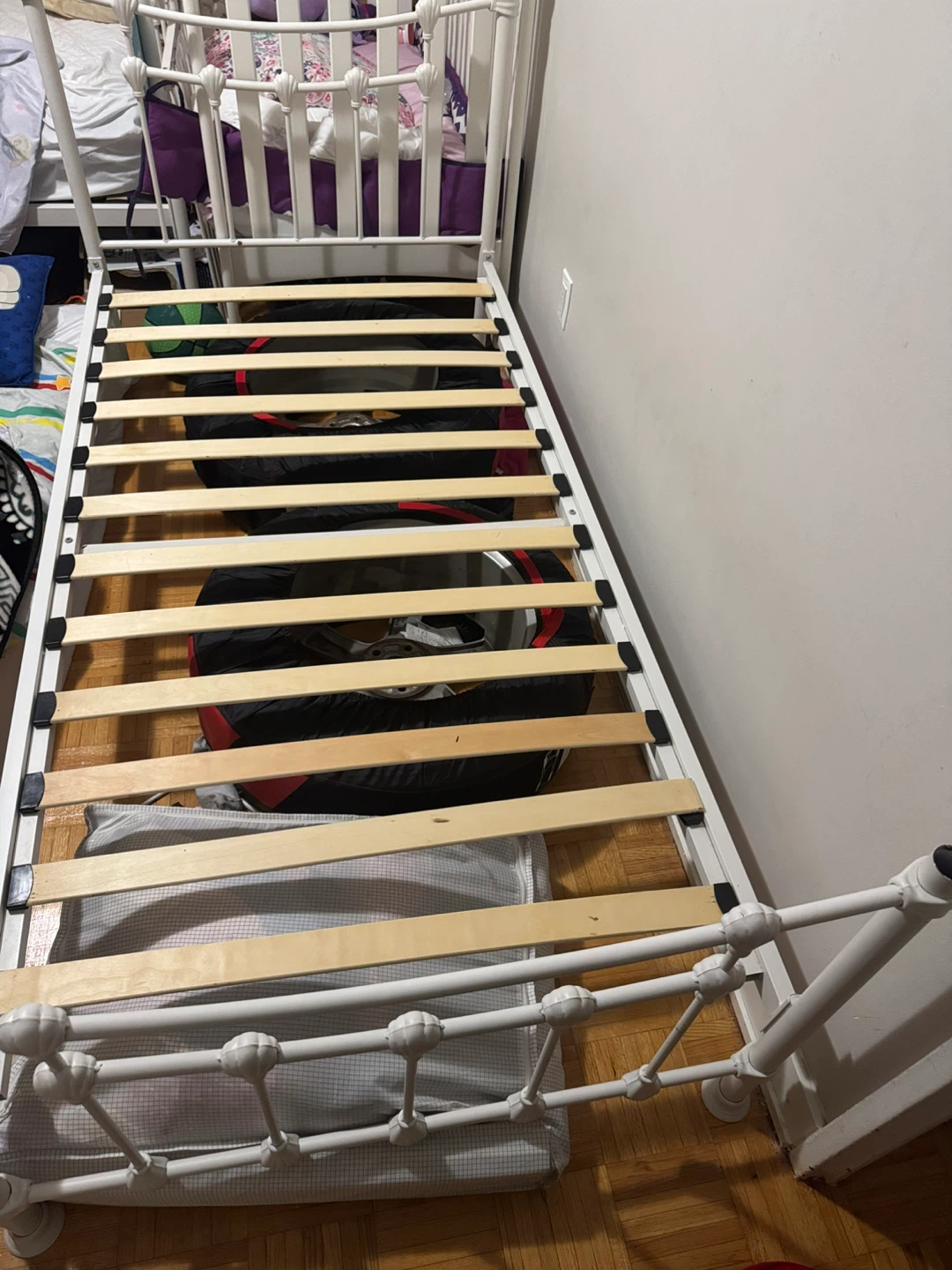 White Metal Single Bed Frame - photo 3