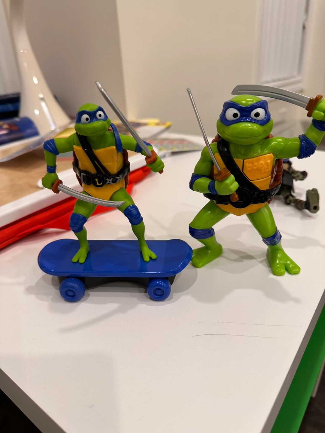 Teenage Mutant Ninja Turtles Leonardo Figures