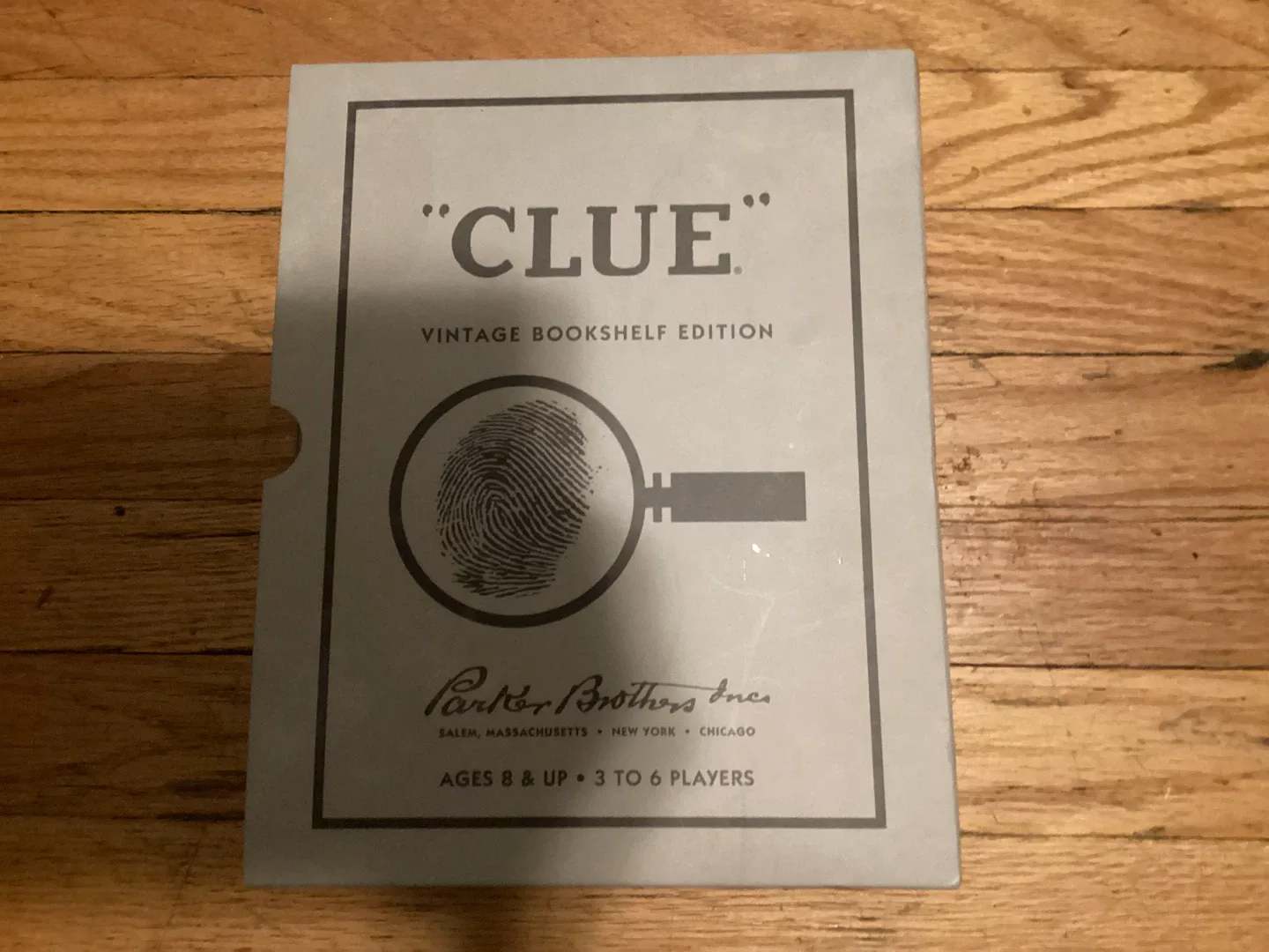 Clue Vintage Bookshelf Edition Board Game thumbnail