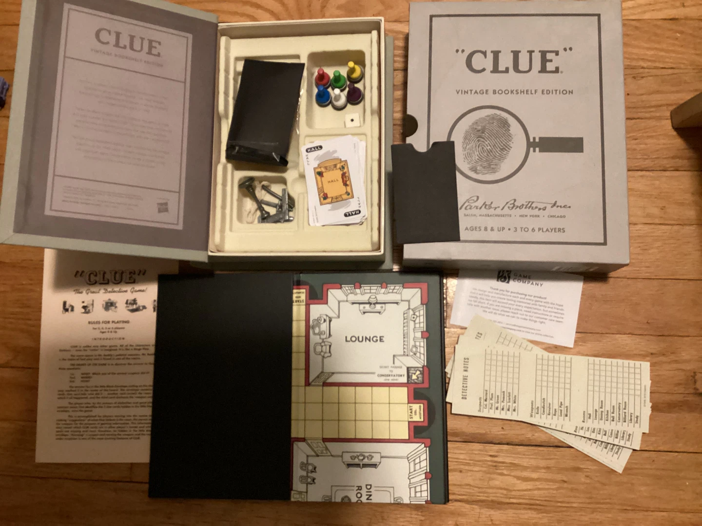 Clue Vintage Bookshelf Edition Board Game - photo 2