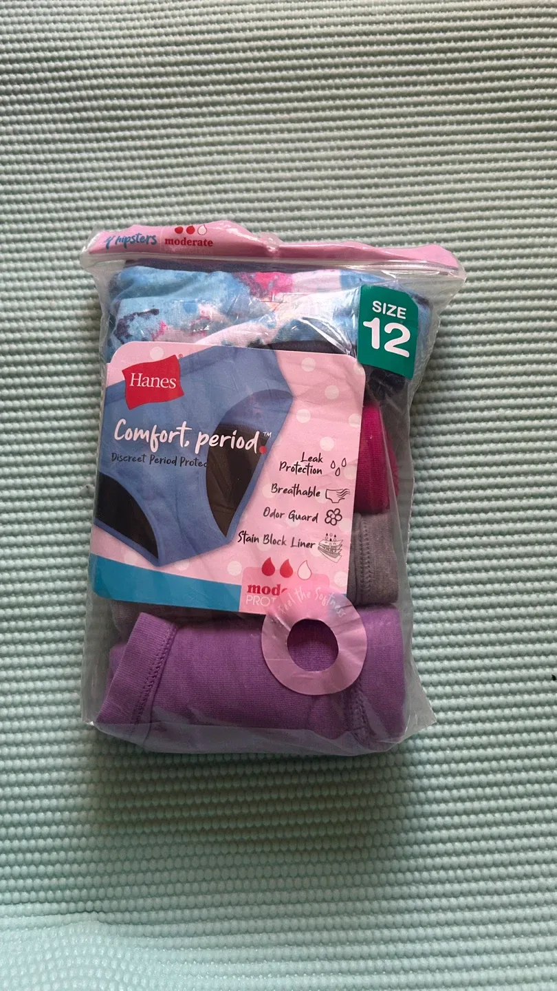 New Hanes Comfort Period Girls' Hipster Underwear, Size 12 image indicator(2)