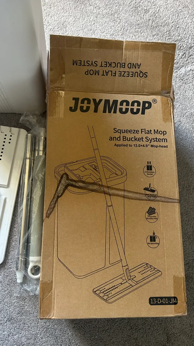 JOYMOOP Squeeze Flat Mop and Bucket System image indicator(2)