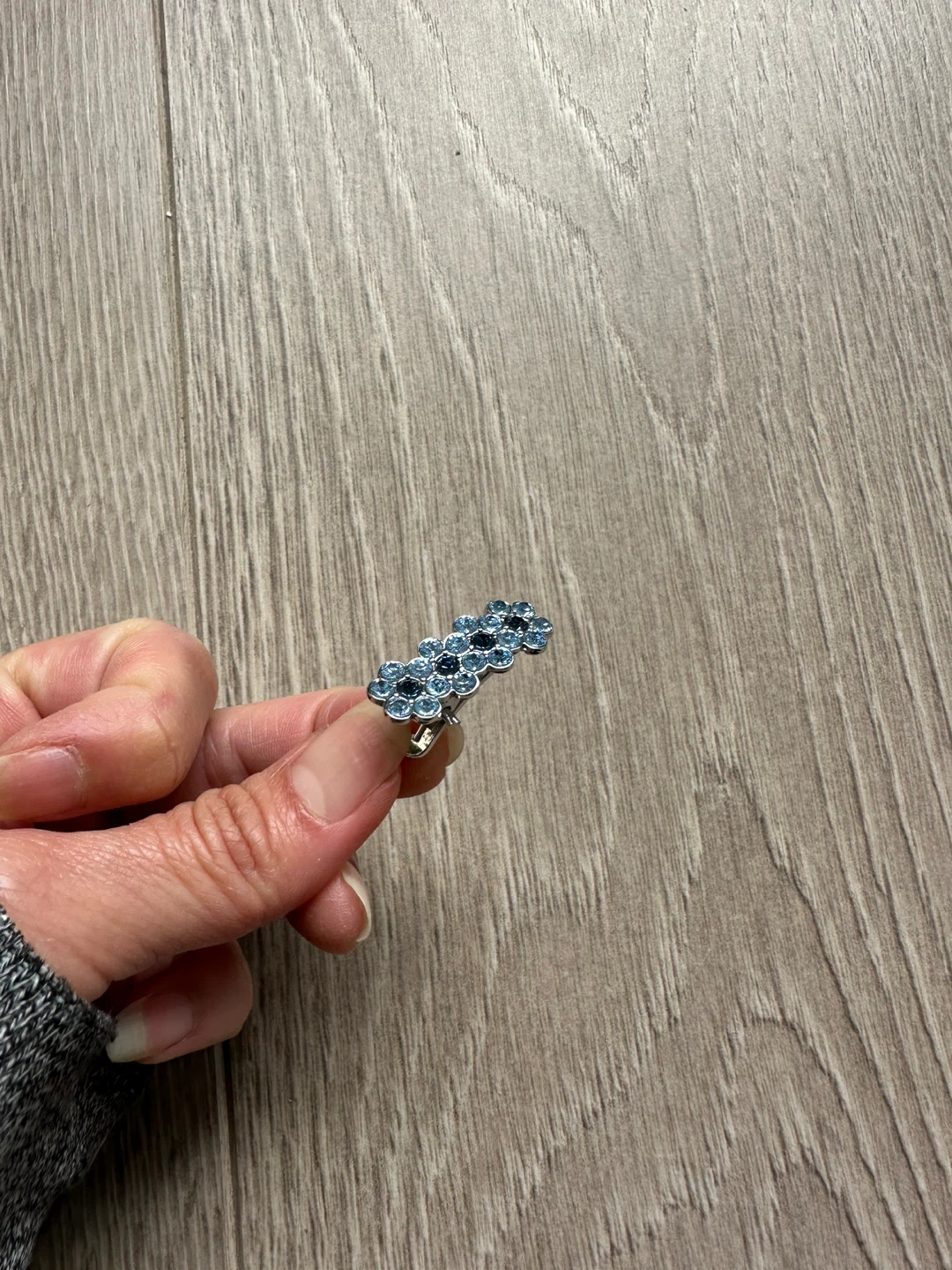 NEW Flower Crystal Hair Clip - photo 2