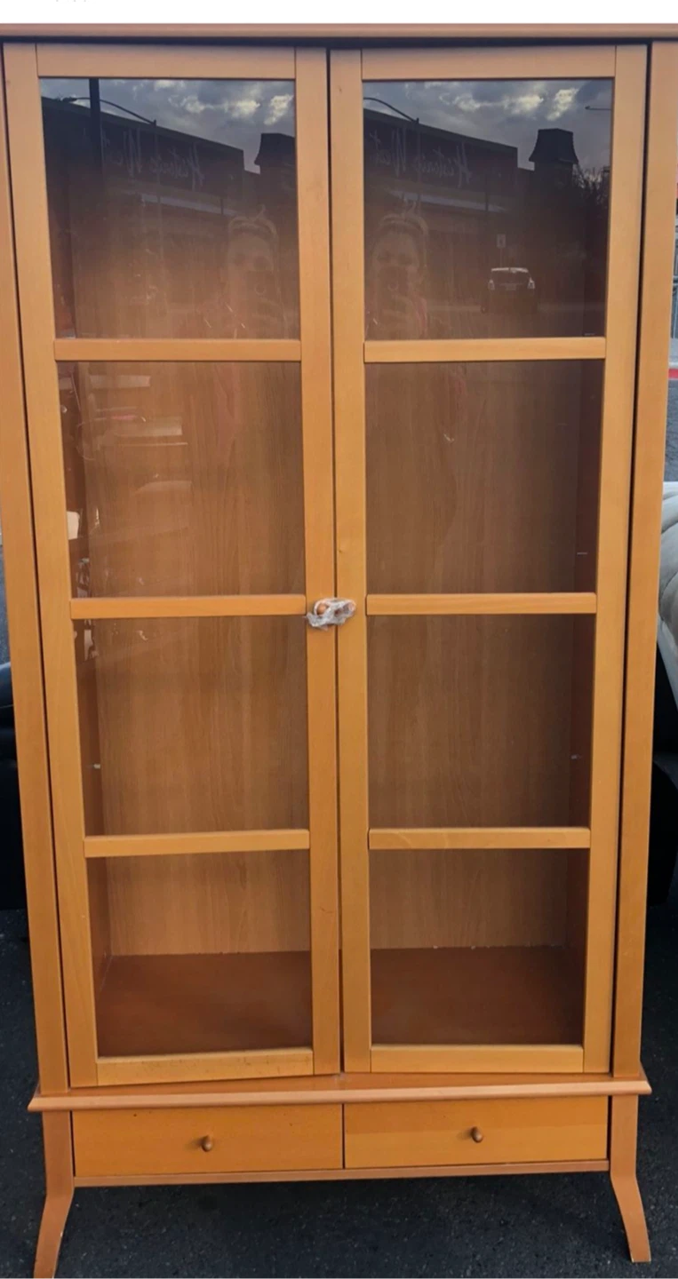 IKEA Display cabinet like new