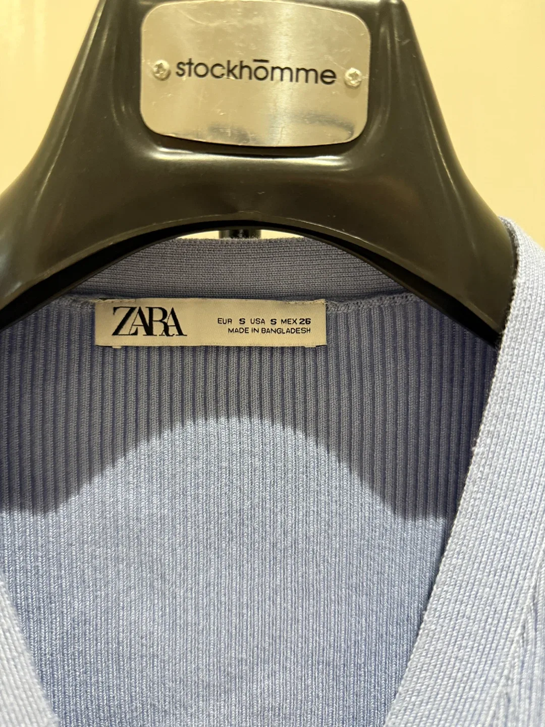 Zara Knit Cardigan - Size S image indicator(2)