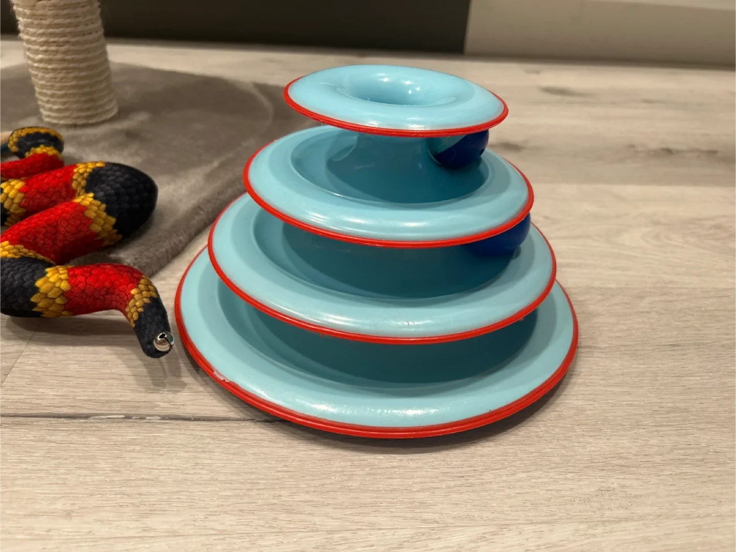 Cat Tree, Snake Toy, Mouse Toy, Ball Track Toy, Scratcher image indicator(4)