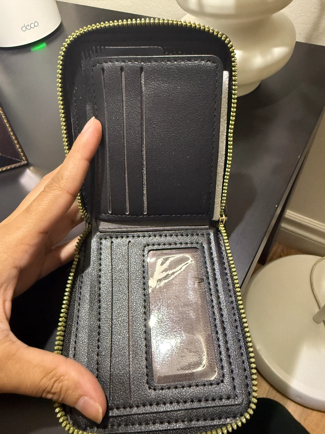 Black Bi-fold Wallet with Zipper - photo 4