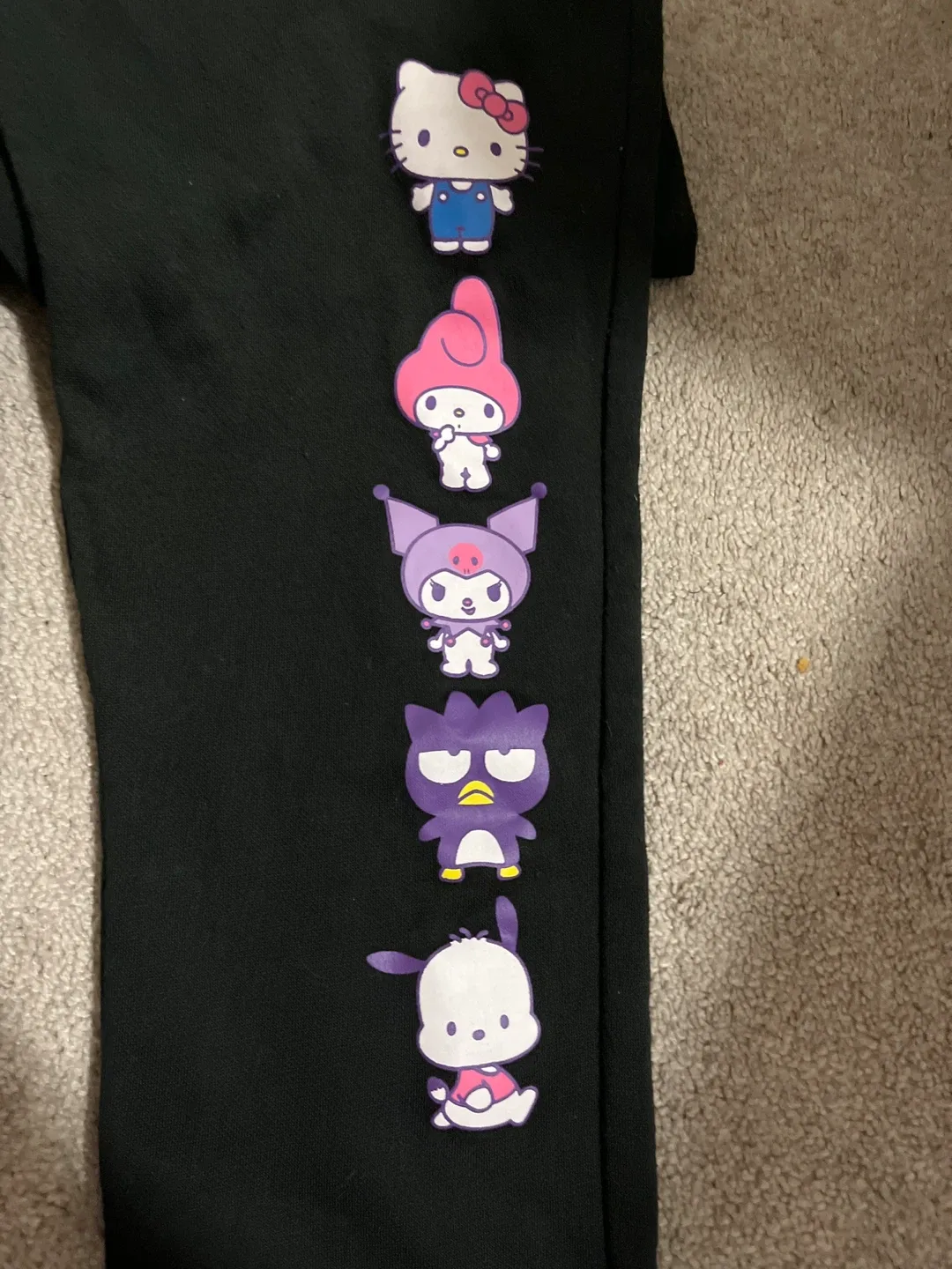 Hello Kitty and Friends Black Sweatpants - Size L image indicator(2)