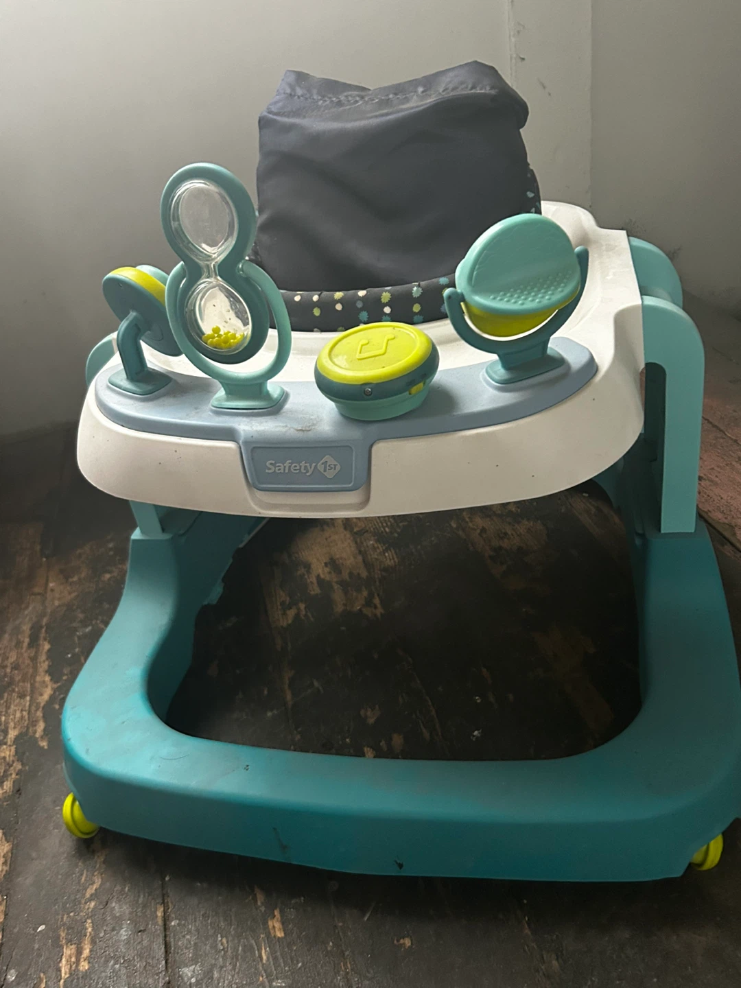 Safety 1st Baby Walker