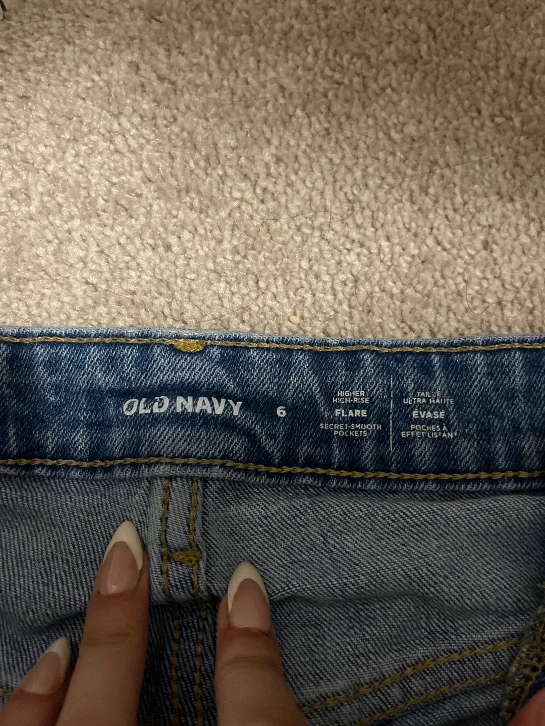Old Navy Flare Jeans - Size 6 image indicator(2)