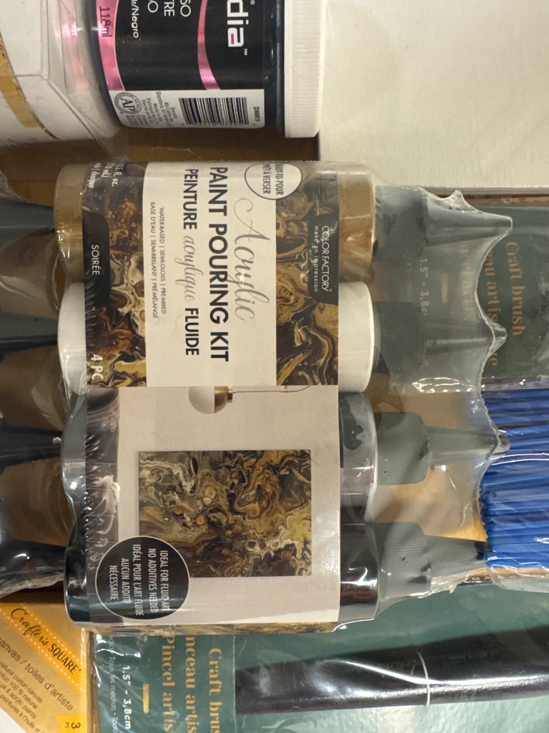 Acrylic Paint Pouring Kits & Assorted Supplies image indicator(5)