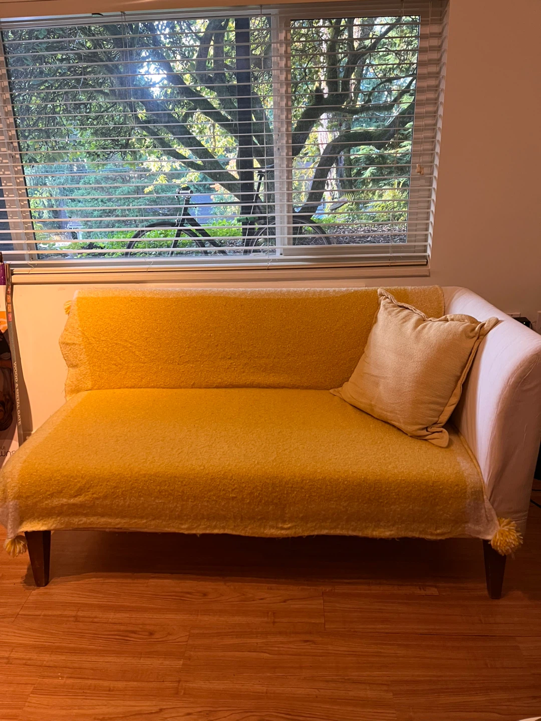 Free corner couch