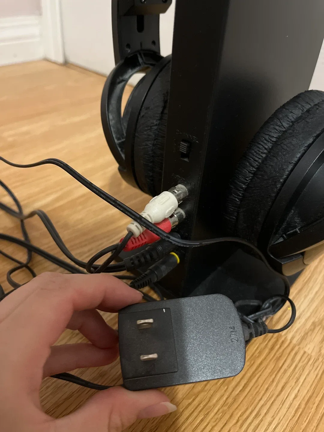 Sony Wireless Headphones image indicator(3)