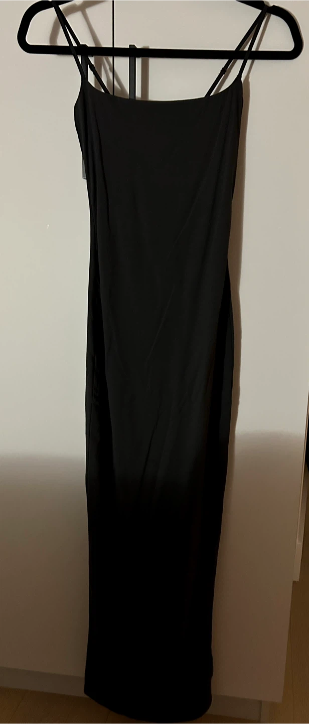 SKIMS Long Slip Dress - photo 4
