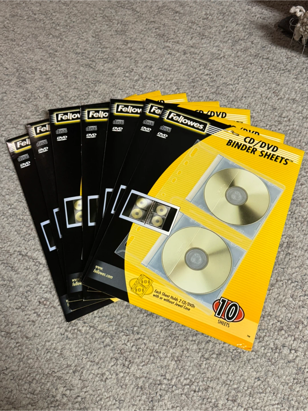 Fellowes CD/DVD Binder Sheets & CD Stomper Labels