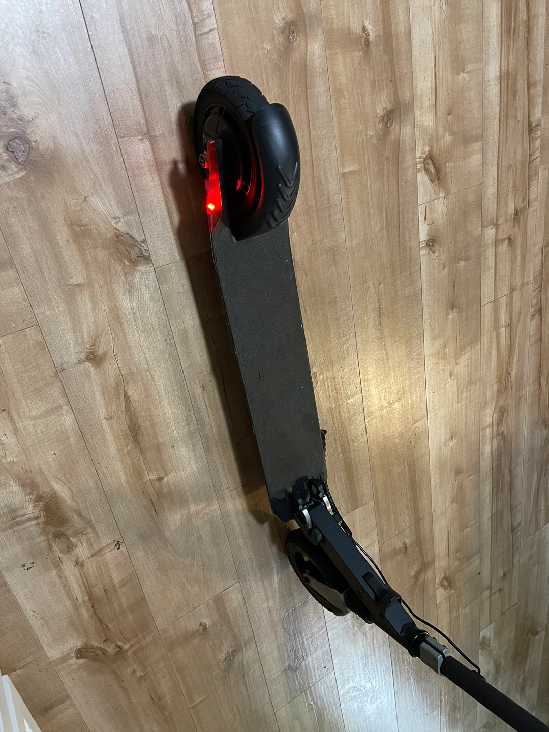 Gyroor Hs8 electric scooter - photo 4