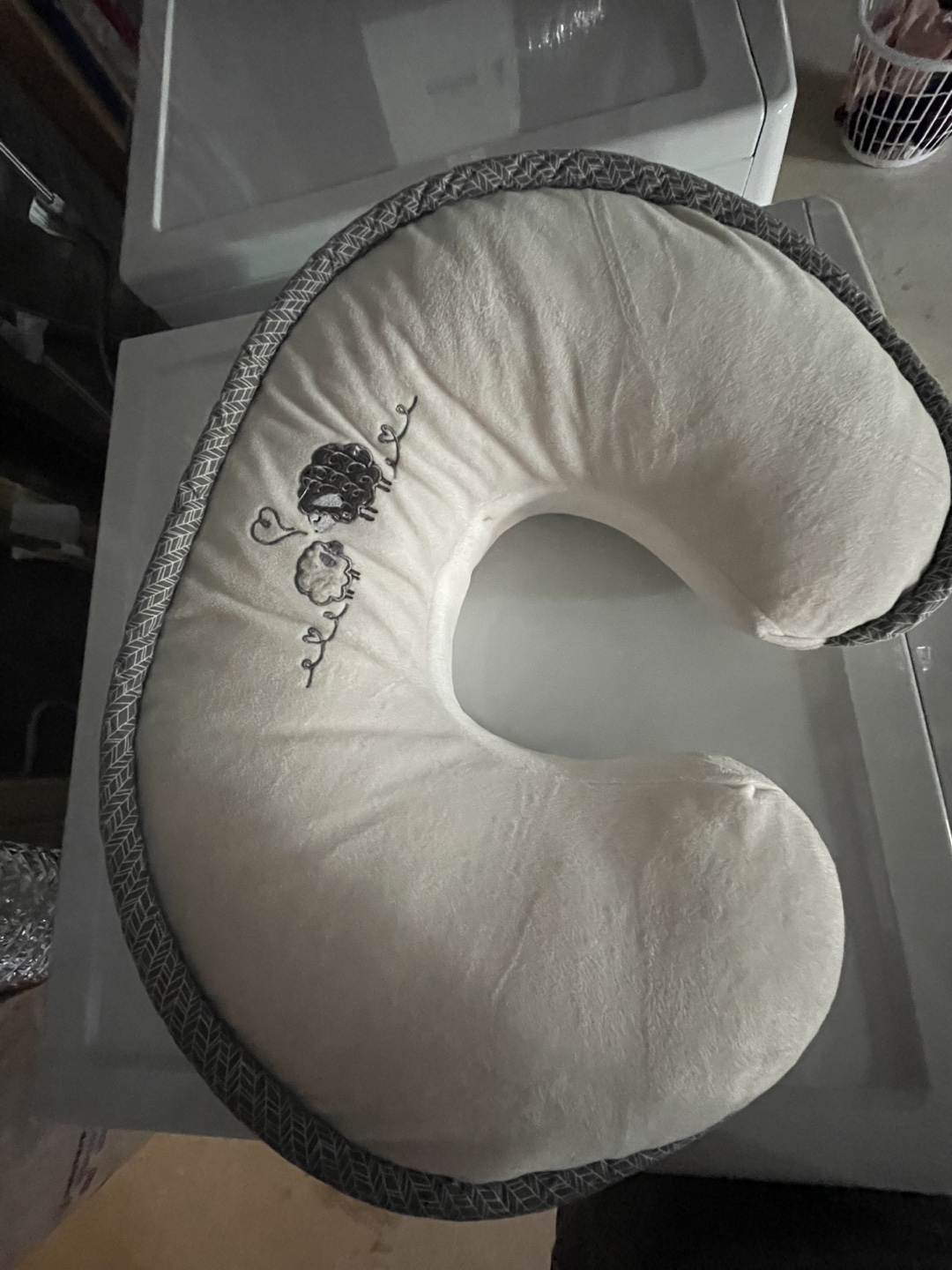 Boppy Nursing Pillow - photo 2
