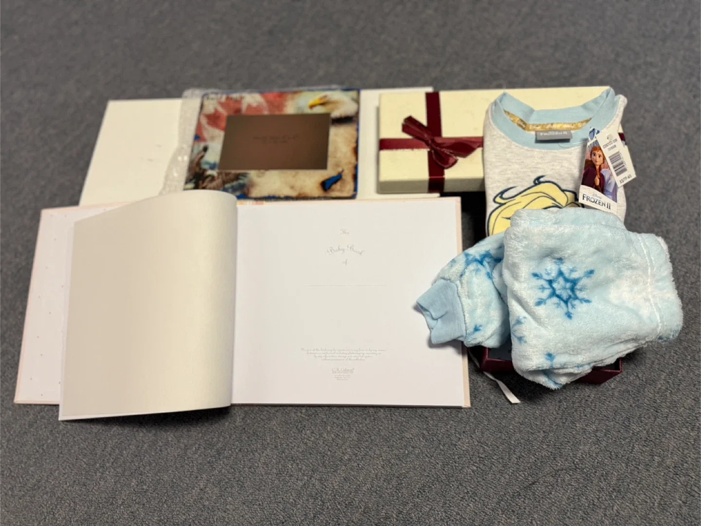 Taggies Bear Stuffed Animal Toy image indicator(5)