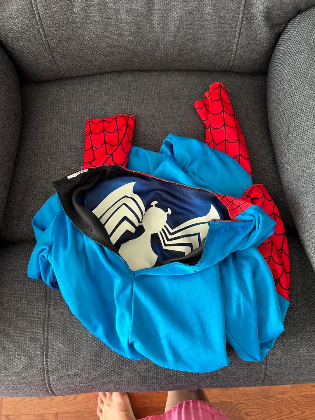 Spiderman Costume image indicator(4)