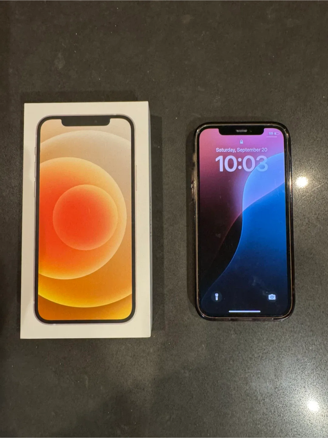 Apple iPhone 12 - 128GB thumbnail