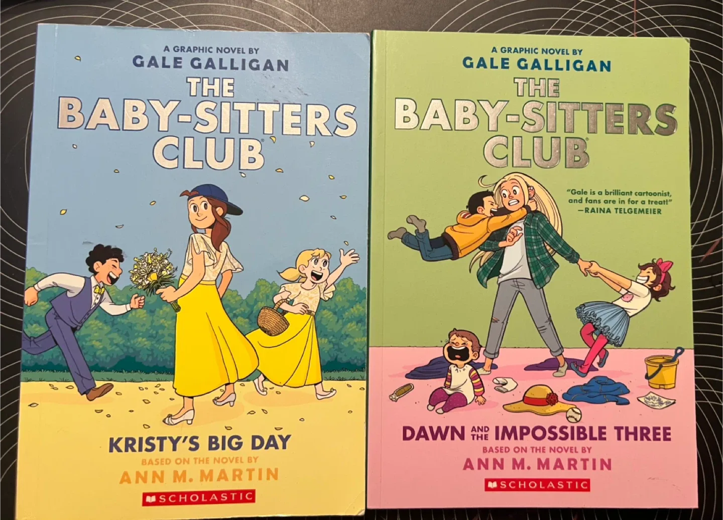 The Baby-Sitters Club Graphic Novels by Ann M. Martin image indicator(3)