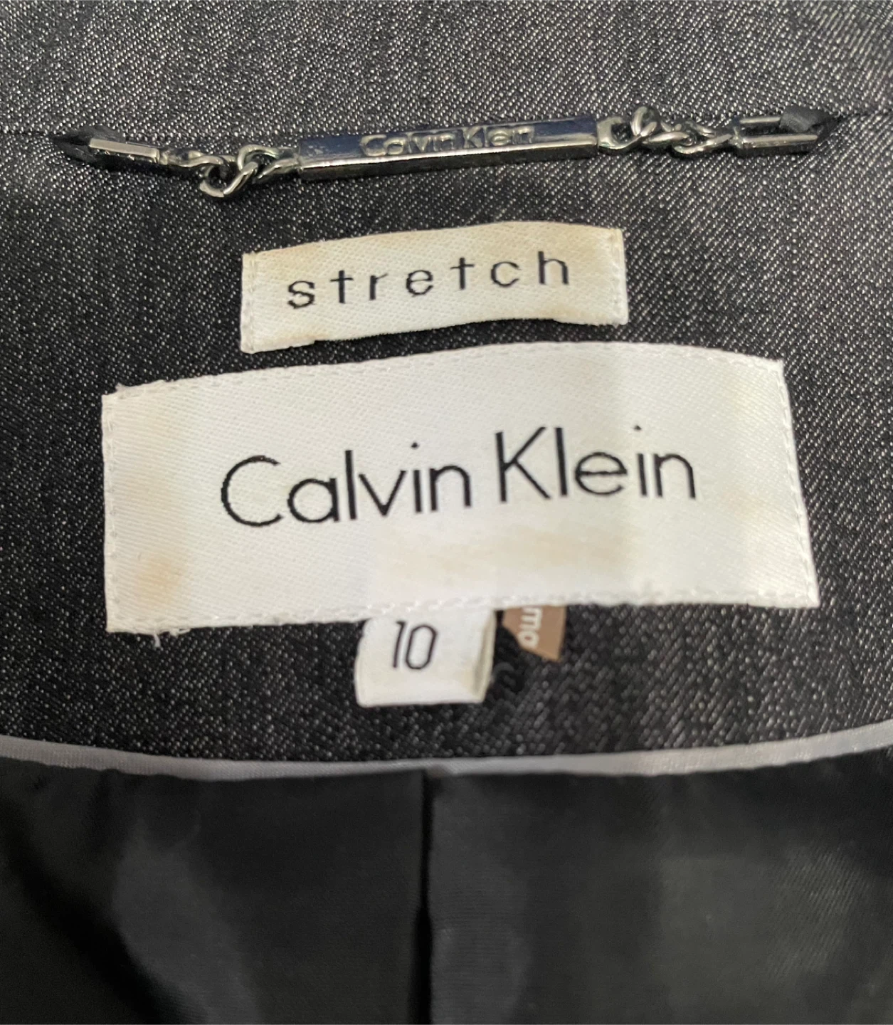 Calvin Klein Women’s 2 pc Suit. Size 10 - photo 3
