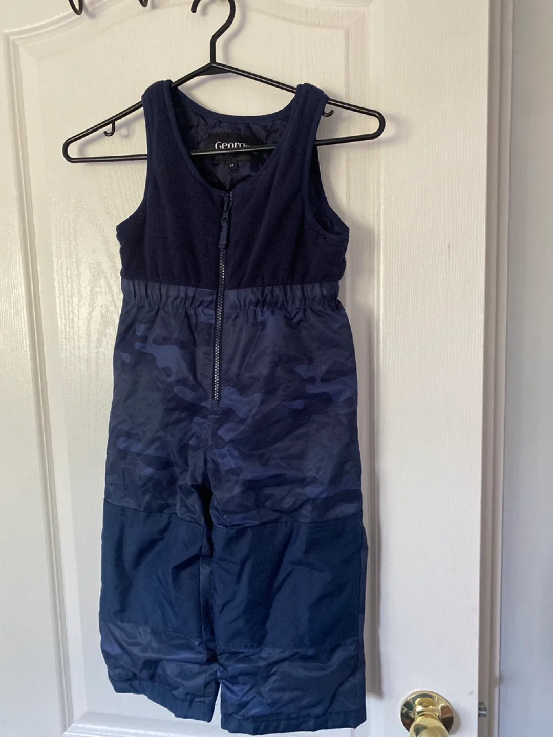 George Size 4T Snowsuit thumbnail
