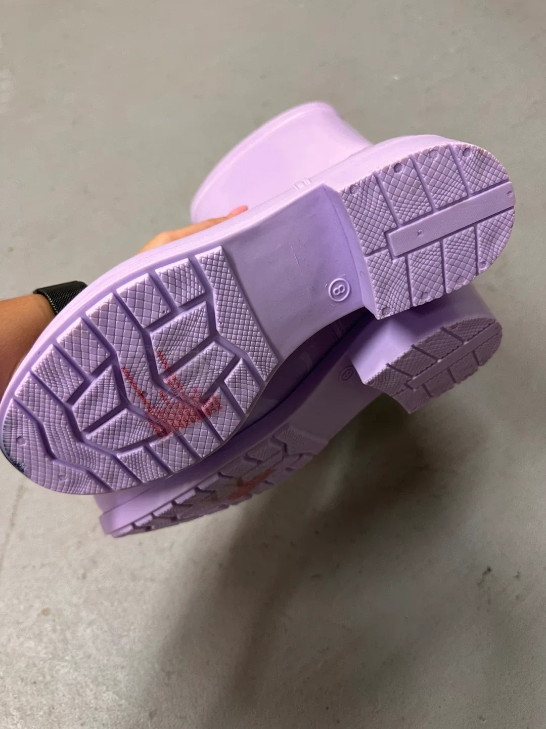 Rain boots size 8 Joe Fresh image indicator(3)