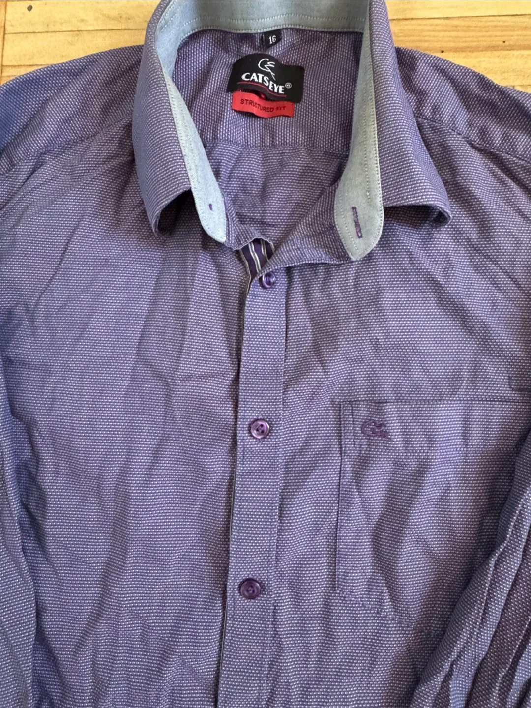 Men's Shirts (Catseye & A-Great) - Size 16 & XL image indicator(3)