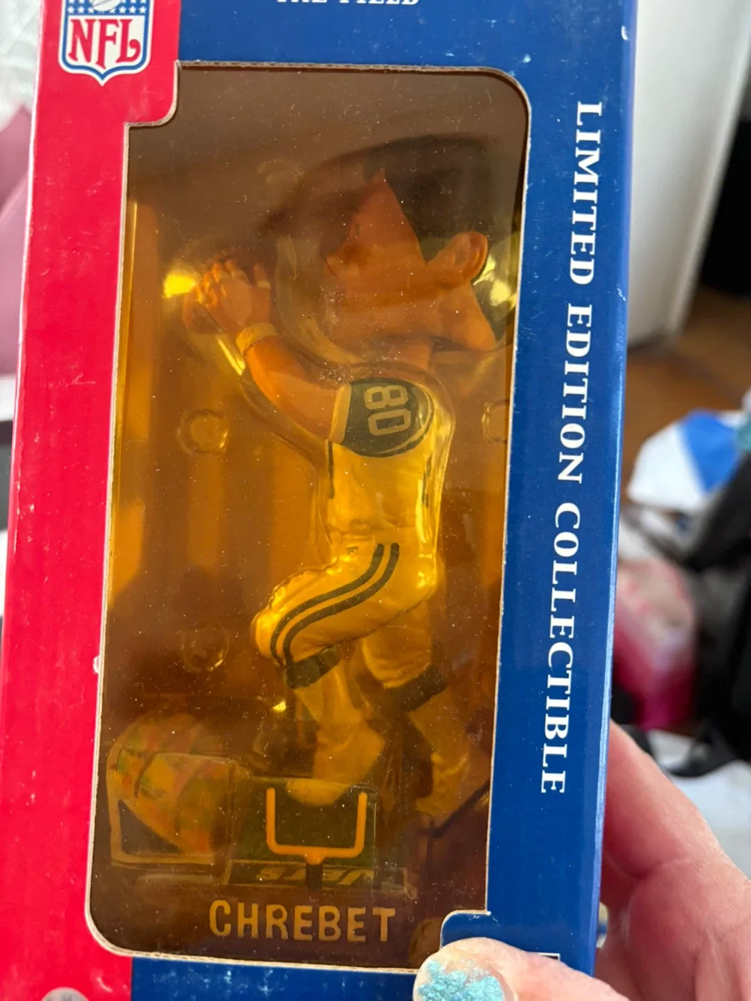 NFL Limited Edition Collectible Bobbleheads image indicator(4)