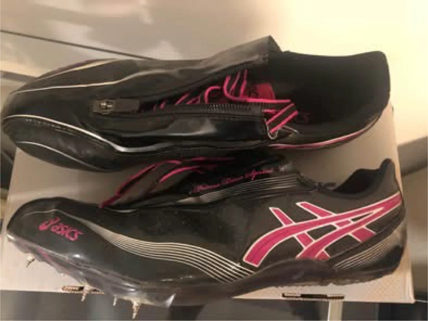 Asics Track & Field Spikes, Size 8 image indicator(3)
